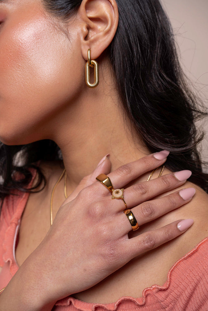 Vintage British Style Ring - Adjustable - Reyna - R53