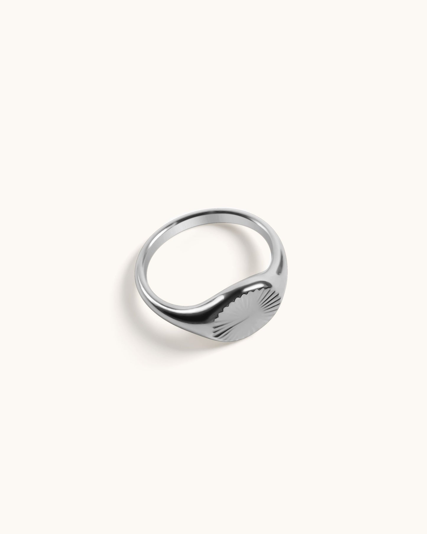 Classic Signet Ring - Naomi - R19