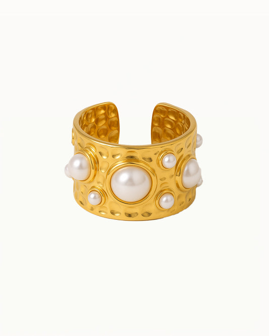 Wide Pearl Ring - Marceline - R67