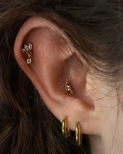 Titanium Piercing with Flower Shaped Crystal - Maya