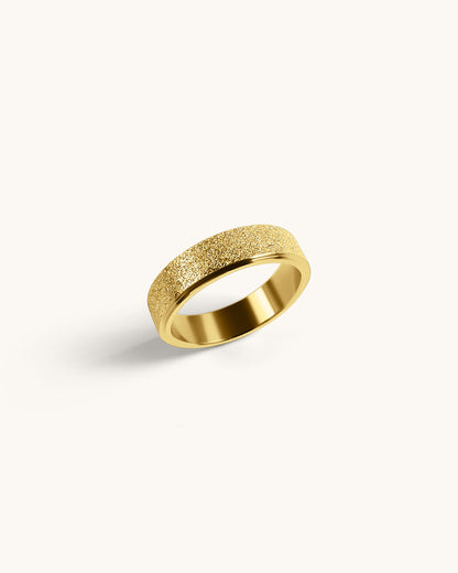 Sparkling Ring in Three Sizes - Alicia - R08 - R09 - R10