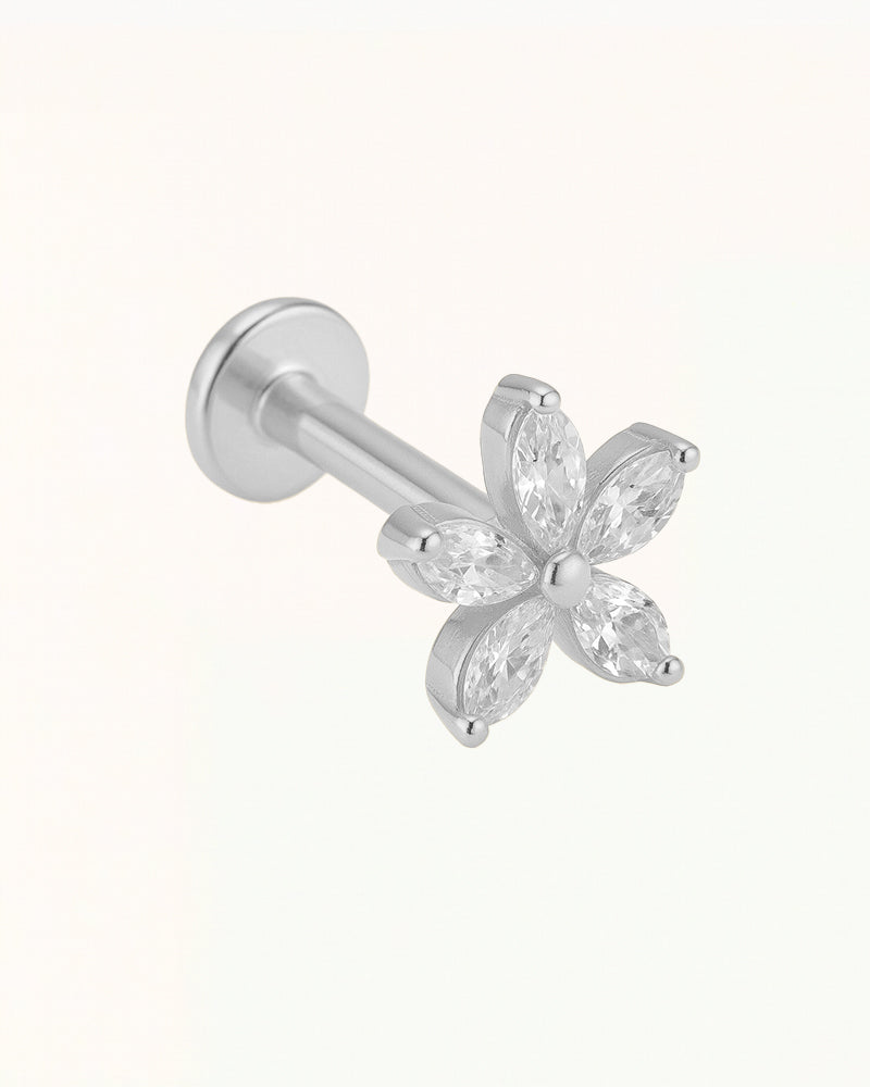Titanium Bloem Piercing met Vijf Steentjes - Aubrey